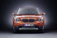 Обновленный BMW X1 станет больше и просторнее