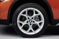 Обновленный BMW X1 станет больше и просторнее

